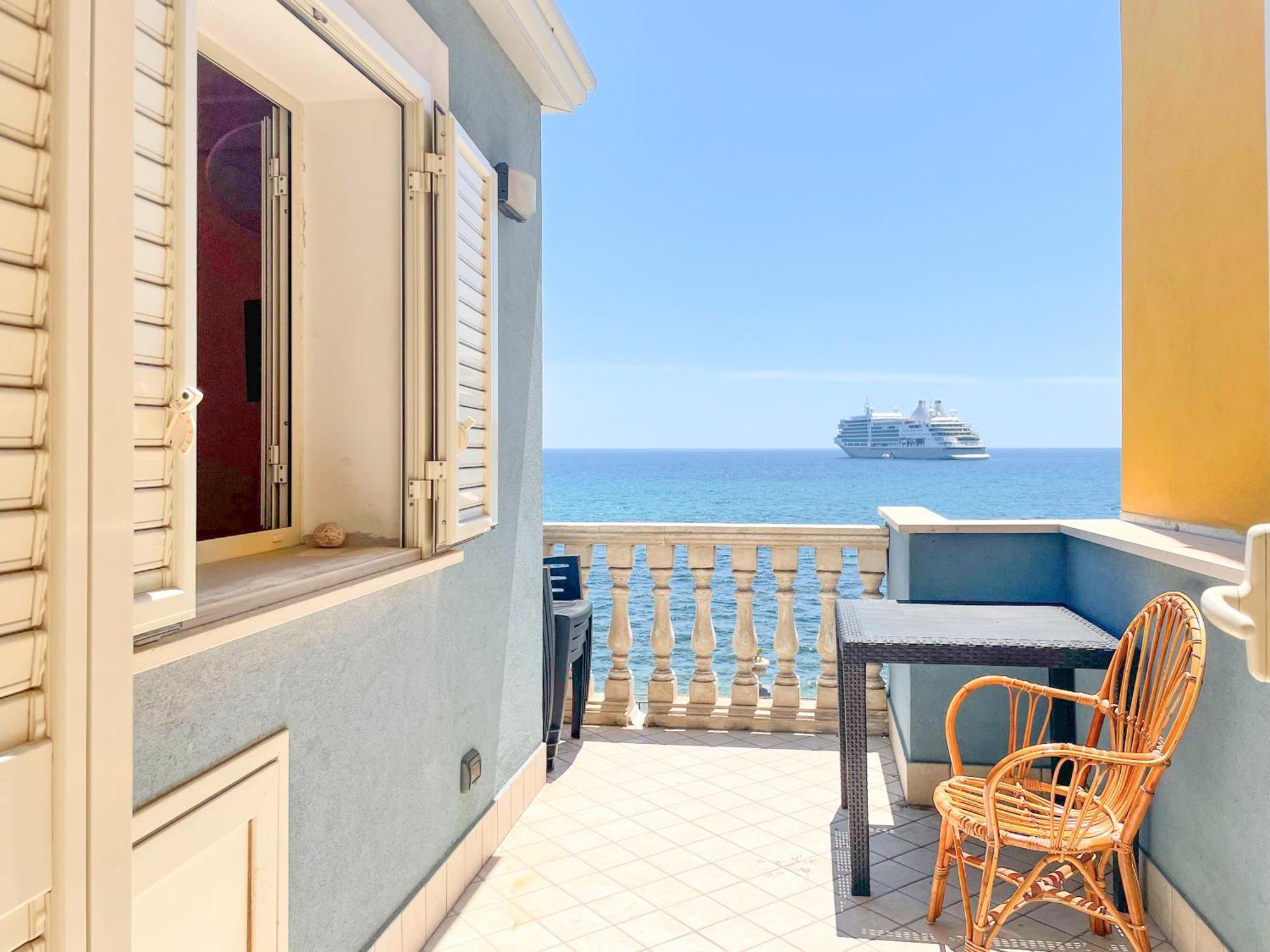 Maremare Apartments Giardini Naxos Εξωτερικό φωτογραφία