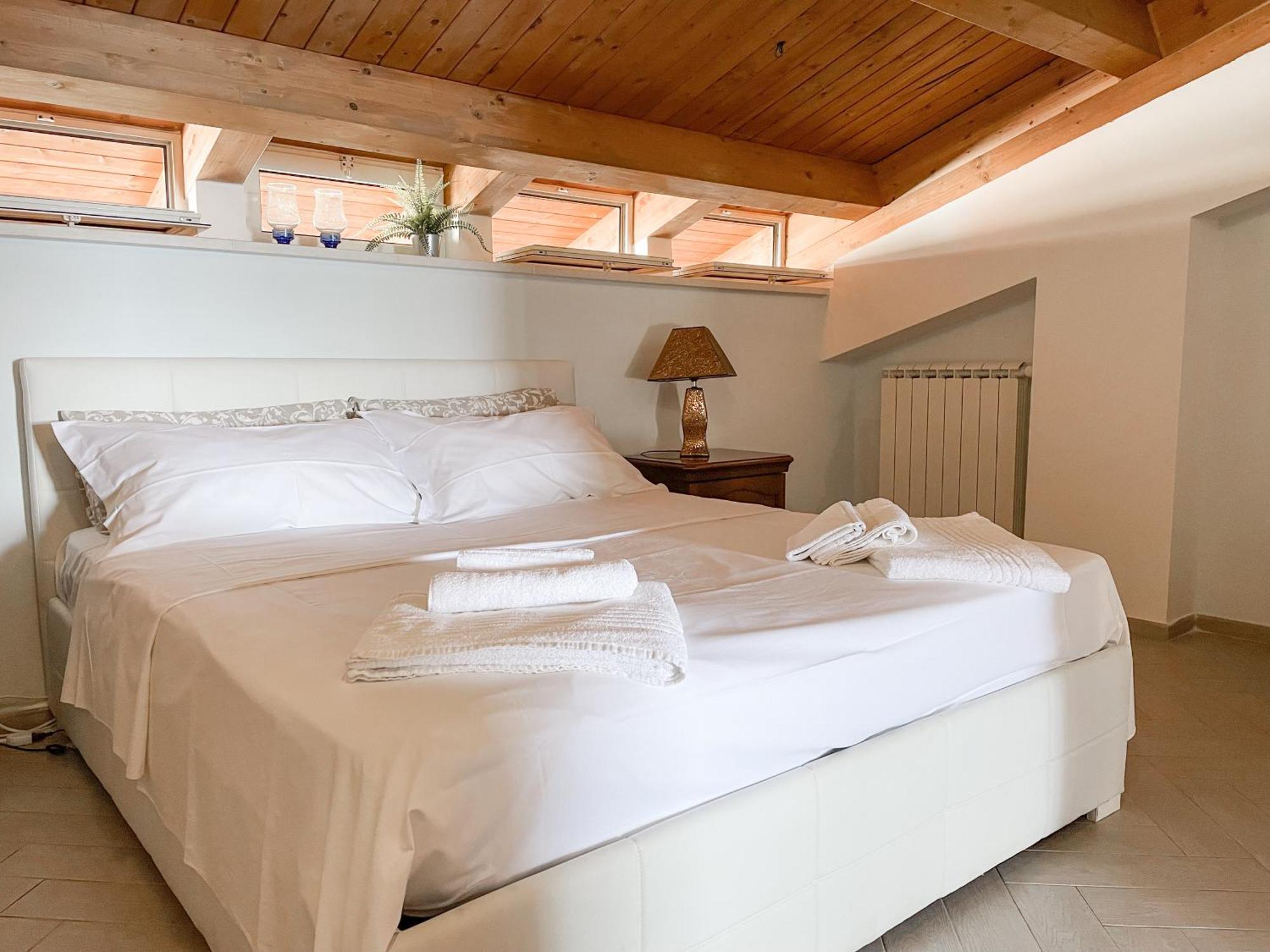 Maremare Apartments Giardini Naxos Εξωτερικό φωτογραφία