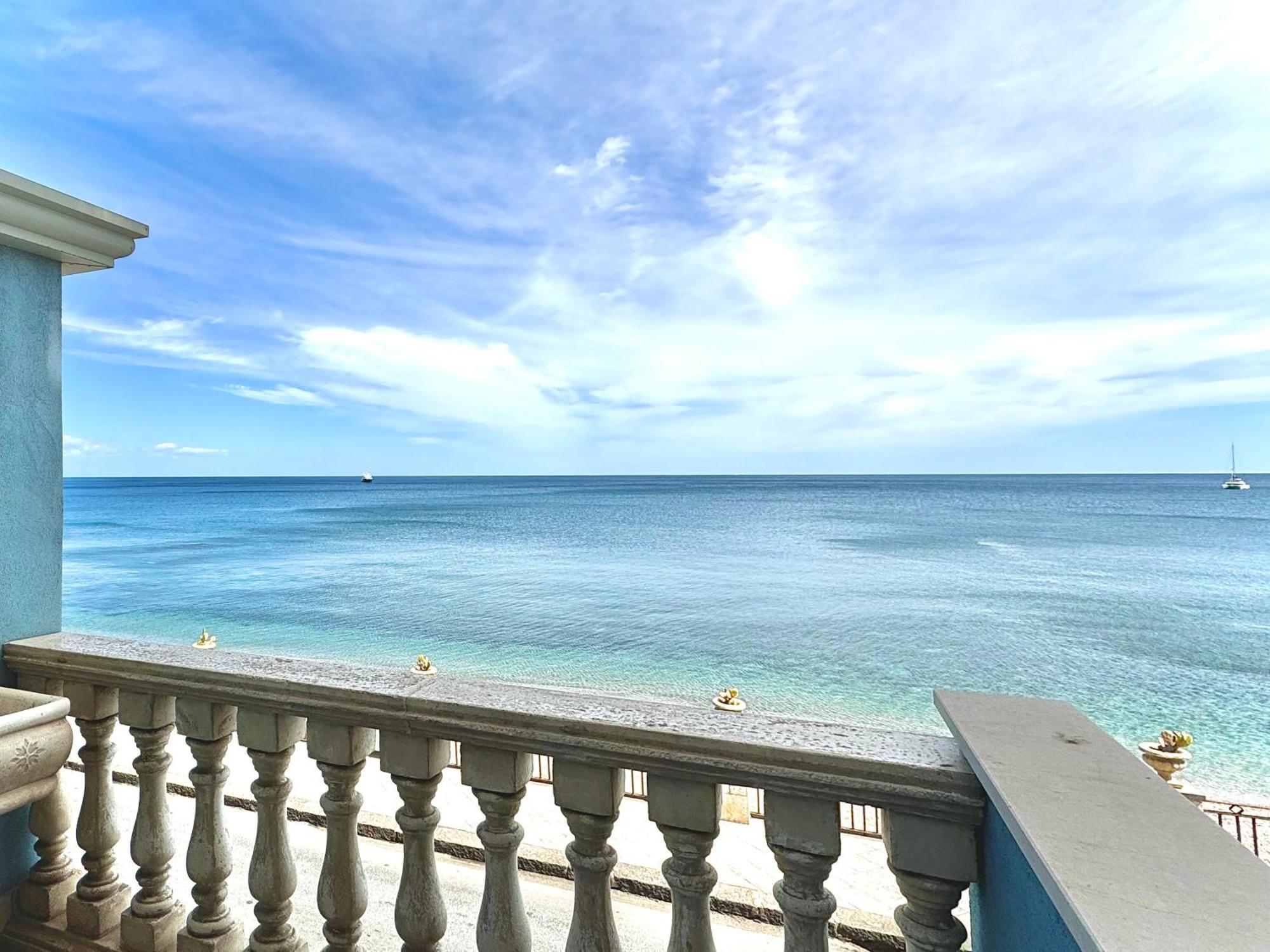 Maremare Apartments Giardini Naxos Εξωτερικό φωτογραφία